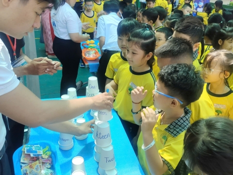 EVENT ENGLISH TRƯNG TRẮC