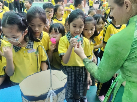 EVENT ENGLISH TRƯNG TRẮC