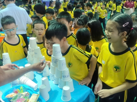 EVENT ENGLISH TRƯNG TRẮC