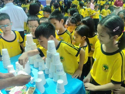 EVENT ENGLISH TRƯNG TRẮC