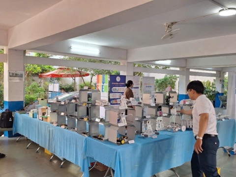 STEPPING STONES EDUCATION ĐỒNG HÀNH CÙNG THPT NGUYỄN AN NINH , TPHCM TRONG NGÀY HỘI TƯ VẤN TUYỂN SINH QUA HOẠT ĐỘNG TRẢI NGHIỆM STEM - AI