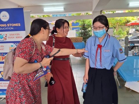 STEPPING STONES EDUCATION ĐỒNG HÀNH CÙNG THPT NGUYỄN AN NINH , TPHCM TRONG NGÀY HỘI TƯ VẤN TUYỂN SINH QUA HOẠT ĐỘNG TRẢI NGHIỆM STEM - AI