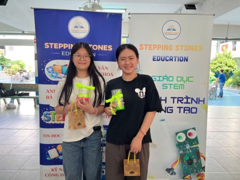 STEPPING STONES EDUCATION ĐỒNG HÀNH CÙNG THPT NGUYỄN AN NINH , TPHCM TRONG NGÀY HỘI TƯ VẤN TUYỂN SINH QUA HOẠT ĐỘNG TRẢI NGHIỆM STEM - AI