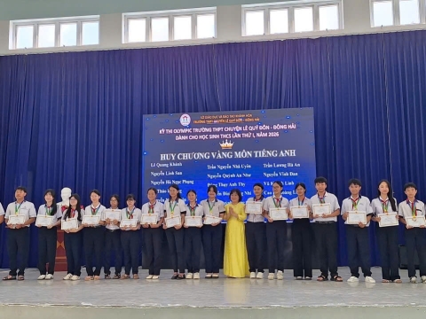 STEPPING STONES EDUCATION ĐỒNG HÀNH CÙNG KỲ THI OLYMPIC LẦN THỨ 1 THPT CHUYÊN LÊ QUÝ ĐÔNG - ĐÔNG HẢI