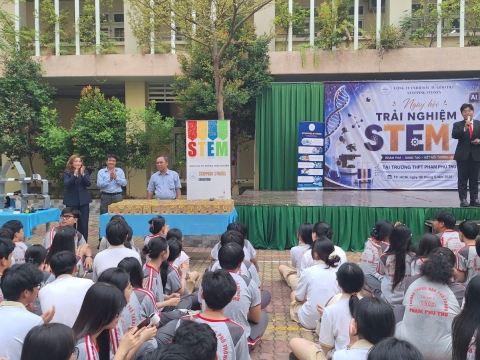 STEPPING STONES EDUCATION ĐỒNG HÀNH CÙNG THPT PHẠM PHÚ THỨ TẠI NGÀY HỘI STEM  AI TỔ CHỨC VÀO 8/5/ 2026