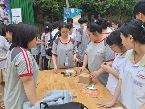 STEPPING STONES EDUCATION ĐỒNG HÀNH CÙNG THPT PHẠM PHÚ THỨ TẠI NGÀY HỘI STEM  AI TỔ CHỨC VÀO 8/5/ 2026