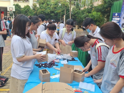 STEPPING STONES EDUCATION ĐỒNG HÀNH CÙNG THPT PHẠM PHÚ THỨ TẠI NGÀY HỘI STEM  AI TỔ CHỨC VÀO 8/5/ 2026