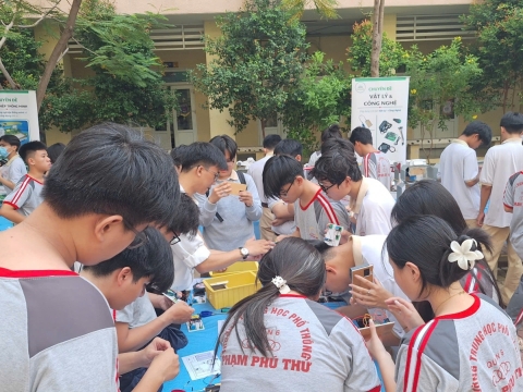 STEPPING STONES EDUCATION ĐỒNG HÀNH CÙNG THPT PHẠM PHÚ THỨ TẠI NGÀY HỘI STEM  AI TỔ CHỨC VÀO 8/5/ 2026
