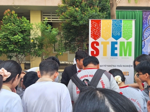 STEPPING STONES EDUCATION ĐỒNG HÀNH CÙNG THPT PHẠM PHÚ THỨ TẠI NGÀY HỘI STEM  AI TỔ CHỨC VÀO 8/5/ 2026