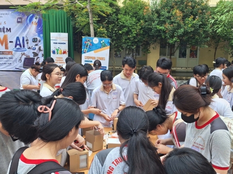 STEPPING STONES EDUCATION ĐỒNG HÀNH CÙNG THPT PHẠM PHÚ THỨ TẠI NGÀY HỘI STEM  AI TỔ CHỨC VÀO 8/5/ 2026