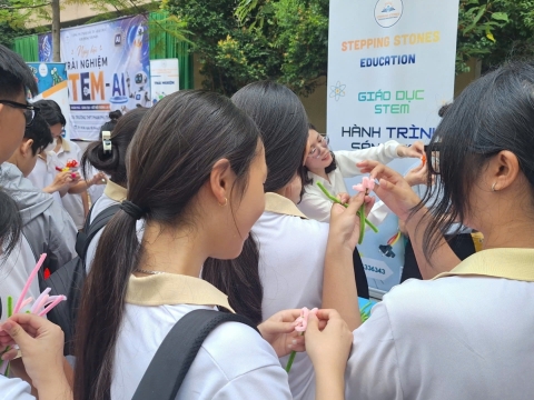 STEPPING STONES EDUCATION ĐỒNG HÀNH CÙNG THPT PHẠM PHÚ THỨ TẠI NGÀY HỘI STEM  AI TỔ CHỨC VÀO 8/5/ 2026