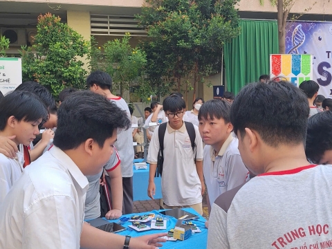 STEPPING STONES EDUCATION ĐỒNG HÀNH CÙNG THPT PHẠM PHÚ THỨ TẠI NGÀY HỘI STEM  AI TỔ CHỨC VÀO 8/5/ 2026