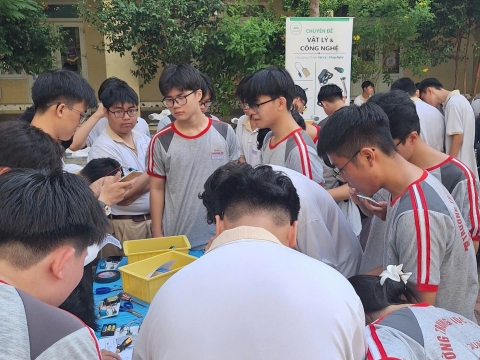 STEPPING STONES EDUCATION ĐỒNG HÀNH CÙNG THPT PHẠM PHÚ THỨ TẠI NGÀY HỘI STEM  AI TỔ CHỨC VÀO 8/5/ 2026