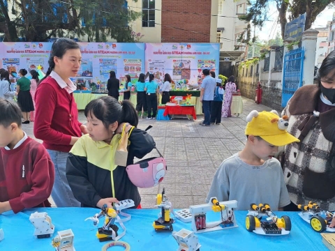 STEPPING STONES EDUCATION ĐỒNG HÀNH CÙNG PHƯỜNG LÂM VIÊN , ĐÀ LẠT TẠI NGÀY HỘI STEAM LẦN THỨ NHẤT TỔ CHỨC VÀO NGÀY 10-5- 2026