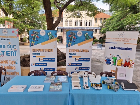 STEPPING STONES EDUCATION ĐỒNG HÀNH CÙNG THCS - THPT TRẦN ĐẠI NGHĨA TẠI NGÀY HỌP PHHS KHỐI 10 NĂM HỌC 2026 - 2027