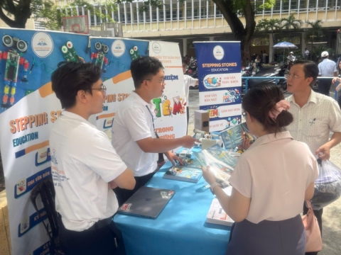 STEPPING STONES EDUCATION ĐỒNG HÀNH CÙNG THCS - THPT TRẦN ĐẠI NGHĨA TẠI NGÀY HỌP PHHS KHỐI 10 NĂM HỌC 2026 - 2027